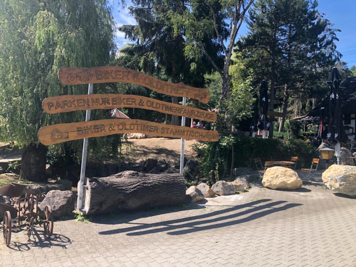 Ferienwohnung Am Seepark Pfullendorf Ngoại thất bức ảnh